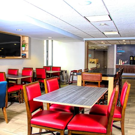 Holiday Inn Express Rochester - Greece By Ihg מראה חיצוני תמונה