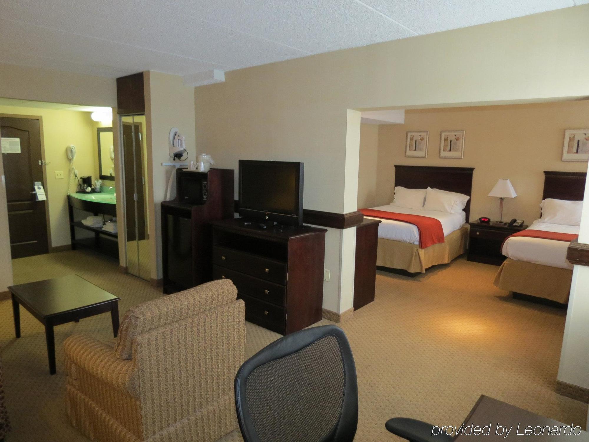 Holiday Inn Express Rochester - Greece By Ihg מראה חיצוני תמונה