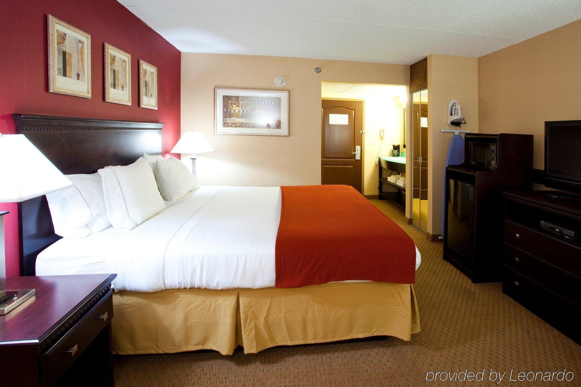 Holiday Inn Express Rochester - Greece By Ihg מראה חיצוני תמונה