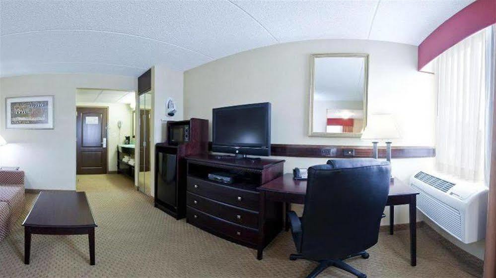 Holiday Inn Express Rochester - Greece By Ihg מראה חיצוני תמונה