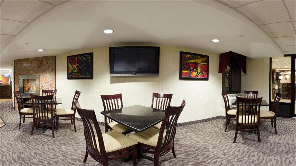 Holiday Inn Express Rochester - Greece By Ihg מראה חיצוני תמונה